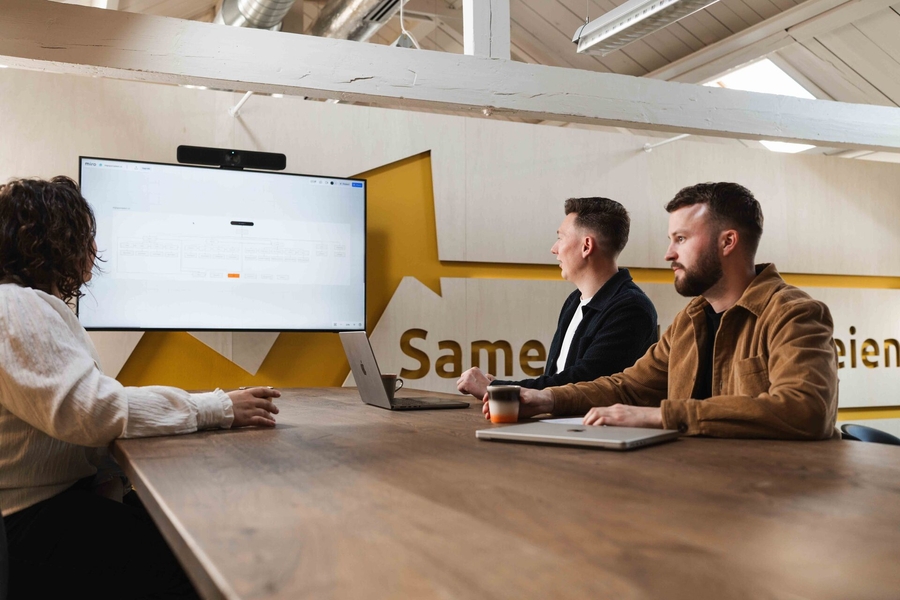 Kennismakingsgesprek aan de overlegtafel over Excel vervangen door een applicatie