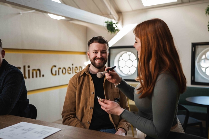 Kennismakingsgesprek over een zakelijke website laten maken.