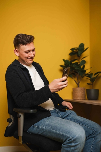 Overleg over verdere uitbouw van software, doorontwikkeling van een werkbon app op maat